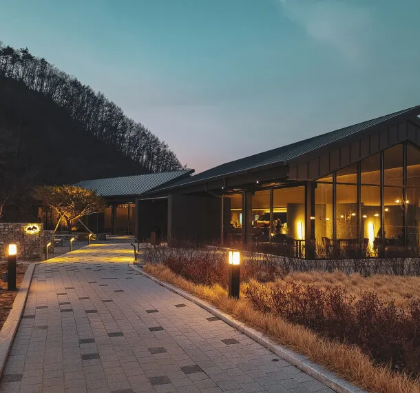 Choose us for best services - 九游